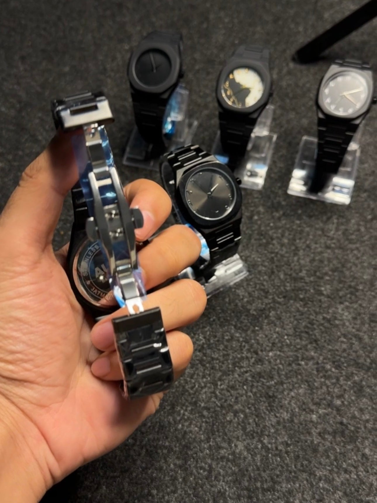 Premium Metallic Arabic AURA